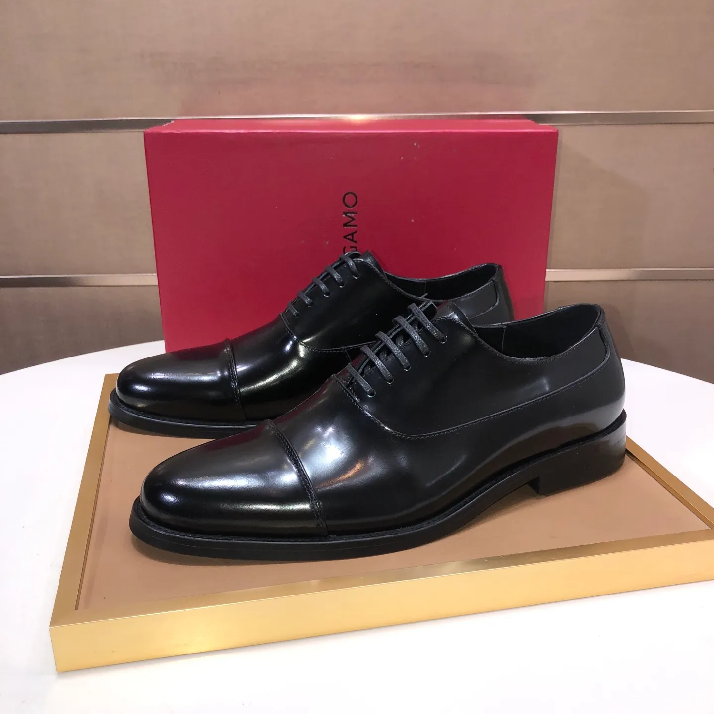 Men's shoes 💰540💰 [Ferragamo/Ferragamo] The latest model from the counter. Original imported high-quality cowhide with open sides + imported 🐂 cowhide lining + original luxury metal buckle + original combination outsole. Comparison is stress-free 38–45 (45 is custom-made and cannot be returned or exchanged)